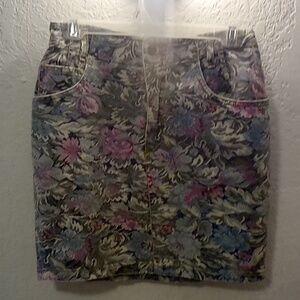 VINTAGE Paris Blues Floral Denim Mini Skirt